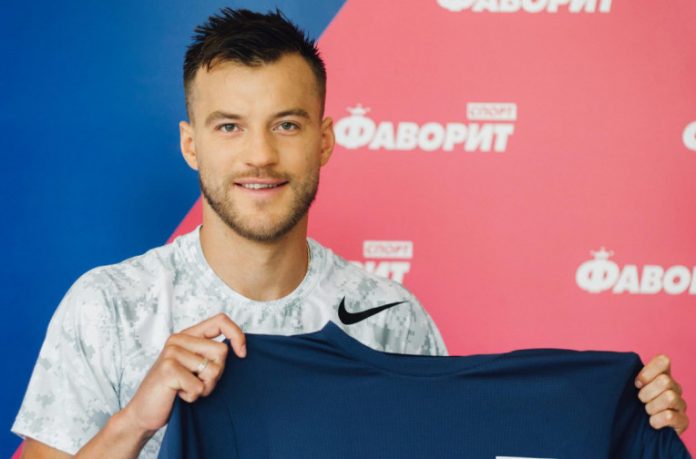 36696329_915997805239798_3592536754927697920_o-768x768 Ярмоленко Фаворит Спорт