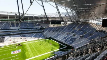 Тоттенхэм хочет продать название стадиона за 200 млн, но не может