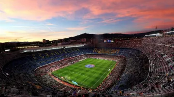 Барселона продает право на название стадиона