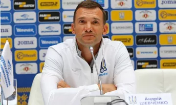 Наставник сборной Украины обвиняет УПЛ в слабом уровне