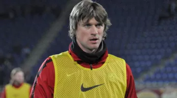 Коломойский зарубил карьеру в Баварии одного из топ-талантов украинского футбола