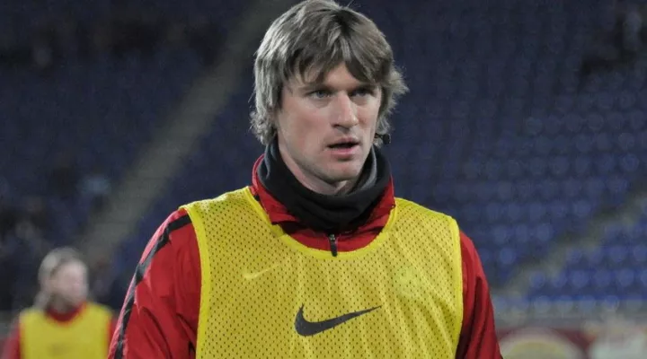 Коломойский зарубил карьеру в Баварии одного из топ-талантов украинского футбола