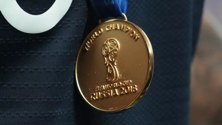 Футболист сборной Франции продал медаль ЧМ-2018