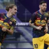 Звездный футболист "Барселоны" пропустит ближайшие матчи из-за травмы