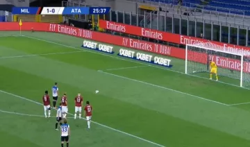 Малиновский не реализовал пенальти в матче с "Миланом" (Видео)