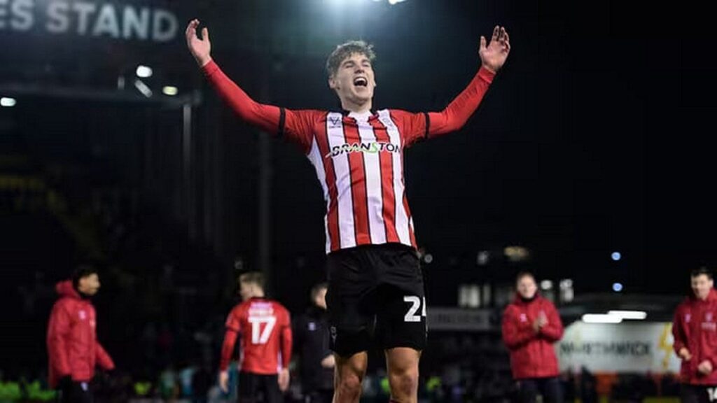 Ivan Varfolomeev - Lincoln City FC